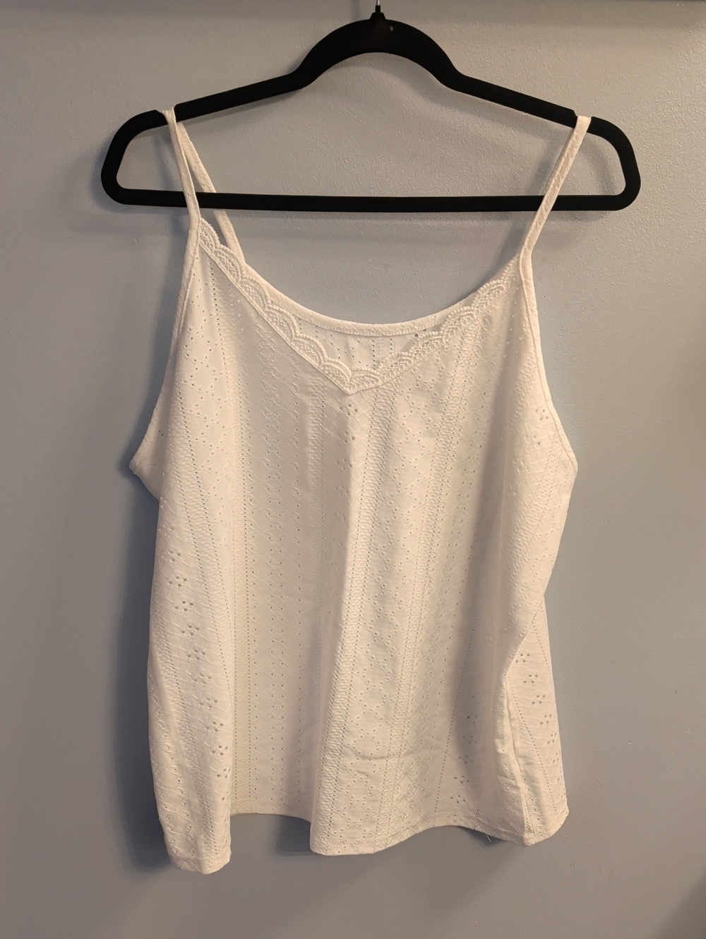 SHEIN White Eyelet Lace-Trim Cami Tank